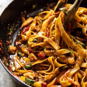 Chicken Fried Rice Noodles with Vegetables